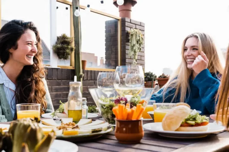 Eat-Move-Make-Food-Fitness-Travel-Lifestyle-1